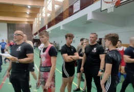  (photo)