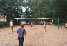  (photo)