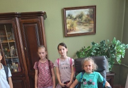  (photo)