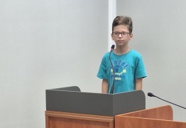  (photo)