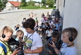  (photo)