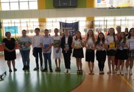  (photo)