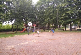  (photo)