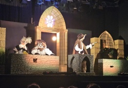  (photo)