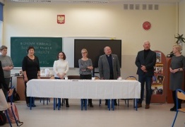  (photo)
