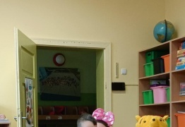  (photo)