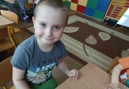  (photo)