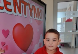  (photo)