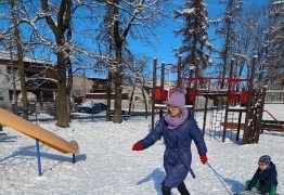  (photo)