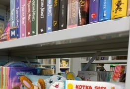  (photo)