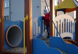  (photo)
