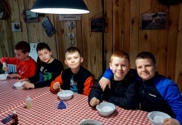  (photo)