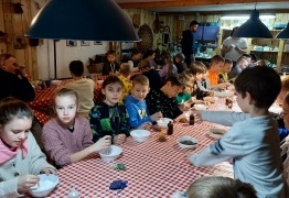  (photo)
