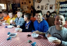  (photo)