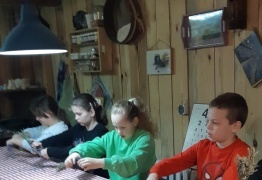  (photo)