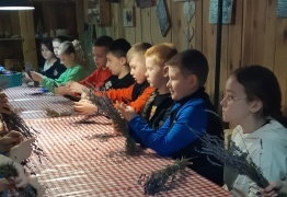  (photo)