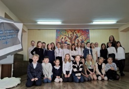  (photo)