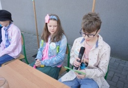 (photo)