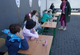  (photo)