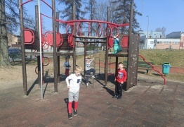  (photo)