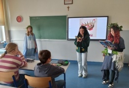  (photo)