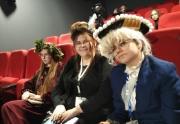  (photo)