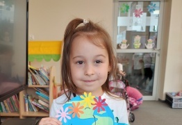  (photo)