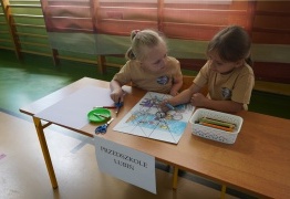  (photo)