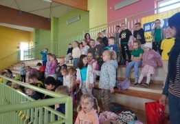  (photo)