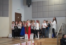  (photo)