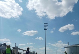  (photo)