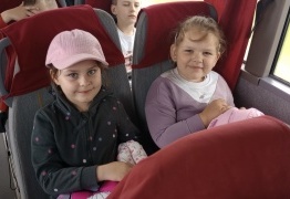  (photo)