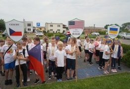  (photo)