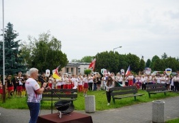  (photo)