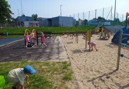  (photo)