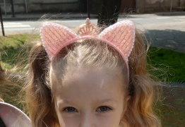  (photo)