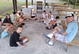  (photo)
