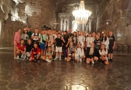  (photo)