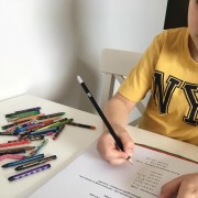 Zajęcia i zabawy domowe Jeżyków