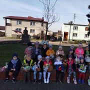 Przygotowanie do Świąt Wielkanocnych - szukanie zajączka