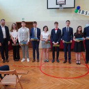 Uroczyste pożegnanie uczniów klas ósmych