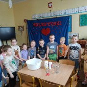 Walentynkowe przygotowania Żabek